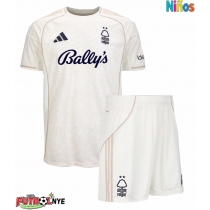 Camiseta Nottingham Forest Douglas Luiz #12 Visitante Equipación para niños 2025-26 manga corta (+ pantalones cortos)